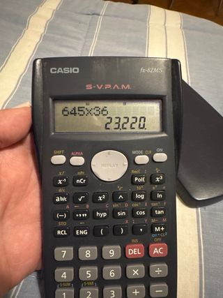 Calculadora Científica Casio fx-82MS SVRAM