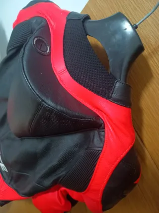 Mono Dainese Assen 2 Talla 46