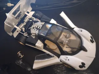 2 Coches Pagani 1/18