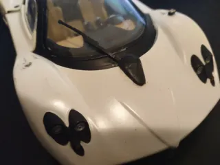 2 Coches Pagani 1/18