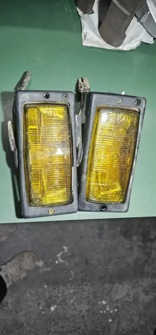 Pareja Antinieblas Renault Clio Amarillos