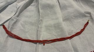 Collar antiguo coral con broche oro