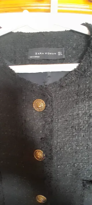 Abrigo Zara Mujer Negro Corto