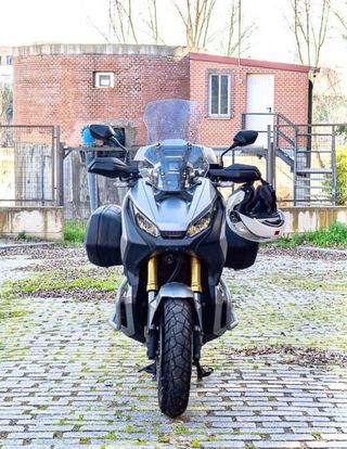 Honda XADV 750 CV Gris/Plata