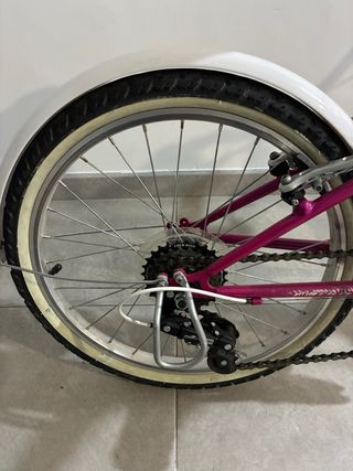 Bicicleta niña B'Twin 20”