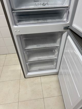 Frigorífico Combinado BECKEN BC4322