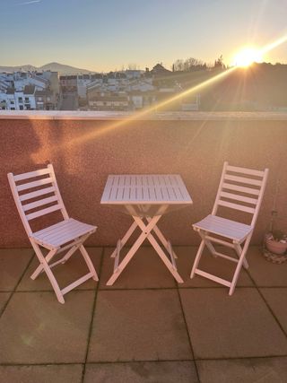 Mesa y 2 Sillas de Terraza, todo es Plegable
