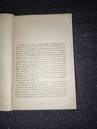 Livro Coleção Vampiro As Férias de Poirot Usado