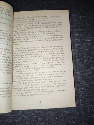 Livro Coleção Vampiro As Férias de Poirot Usado