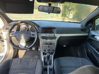Opel Astra 2006