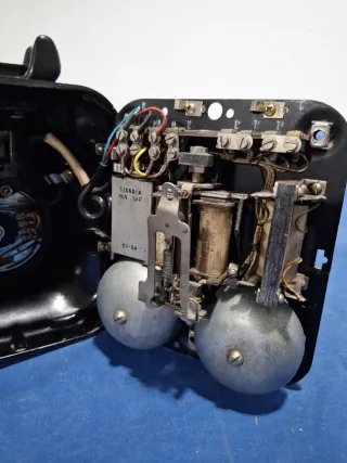 Teléfono antiguo Telefonica negro