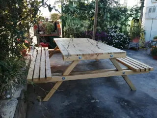 Mesa de picnic de madera a medida