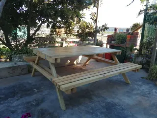 Mesa de picnic de madera a medida