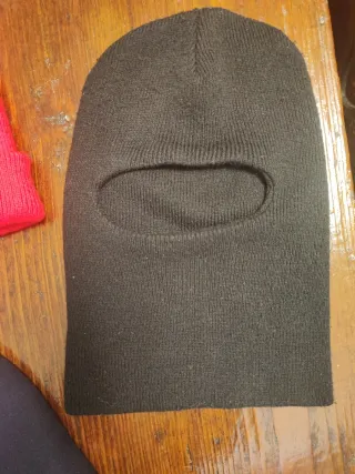 Set invernale cappello e passamontagna