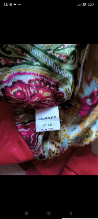 Cazadora de cuero roja