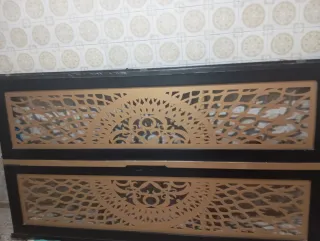 Puerta de entrada decorada