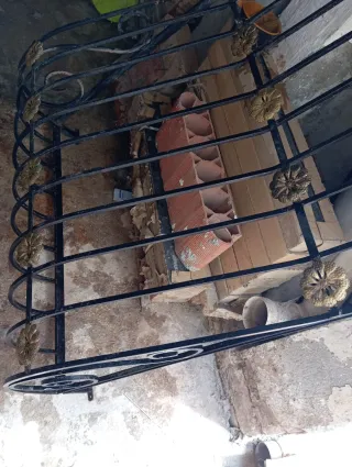 Puerta de entrada decorada