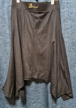 Falda Desigual Negra Asimétrica Talla M