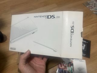 Caja y manuales Nintendo DS Lite Blanca