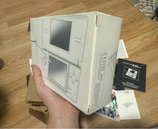 Caja y manuales Nintendo DS Lite Blanca