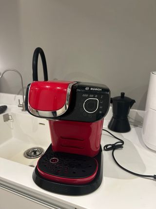Cafetera Bosch Tassimo Roja