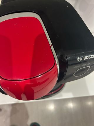 Cafetera Bosch Tassimo Roja