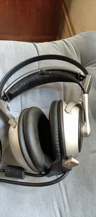 Auriculares Trust 640U Silverline USB