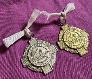 2 Antiguas Medallas Premio Aplicación