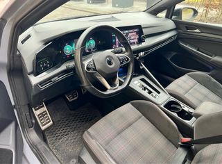 Alquiler Volkswagen Golf 2021