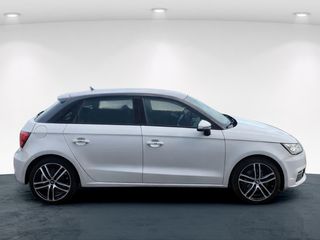 Audi A1 Sportback 1.6 TDI 116CV Attraction