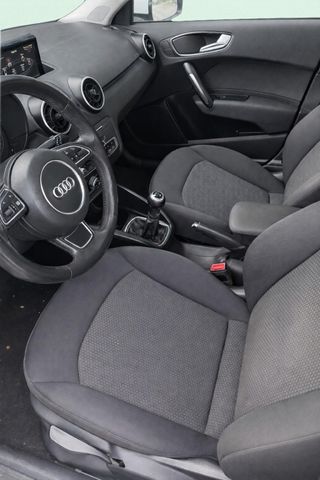 Audi A1 Sportback 1.6 TDI 116CV Attraction