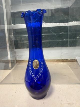 Vaso blu cristallo con placca argento