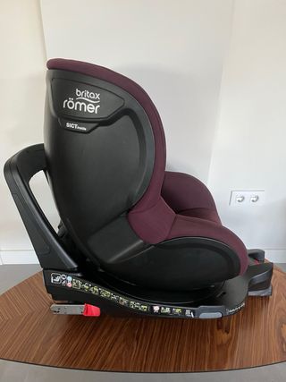 Silla coche Britax Römer Dualfix burdeos