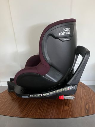 Silla coche Britax Römer Dualfix burdeos