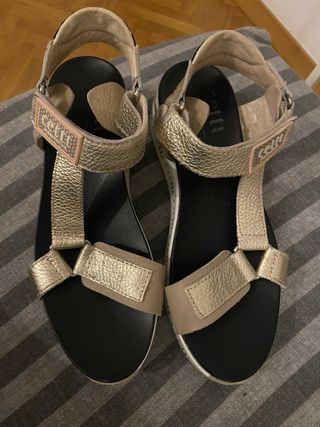 Cuñas Cetti Beige/Doradas