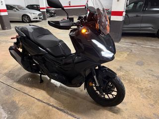 Honda ADV 350 - Marzo 2025 (garantia honda)
