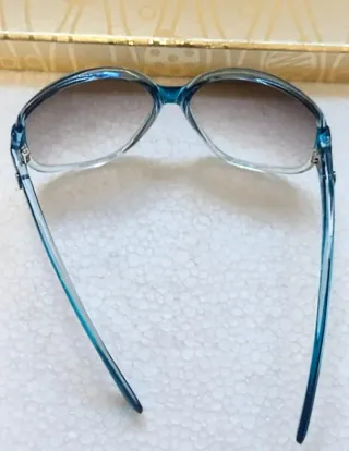 ANTIGUAS GAFAS DE SOL AÑOS 70 PLAY GIRL