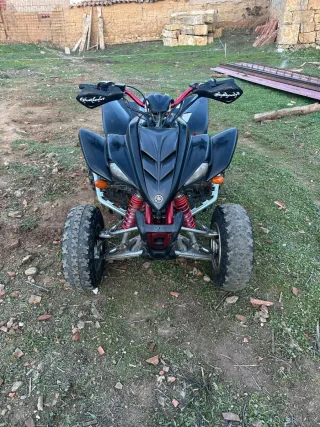 Quad Yamaha Raptor 350 Negro/Rojo