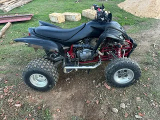 Quad Yamaha Raptor 350 Negro/Rojo