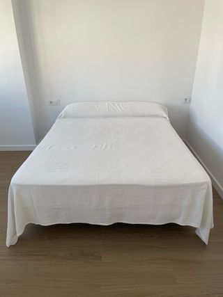 Cama matrimonio: Colchón y Base Tapizada
