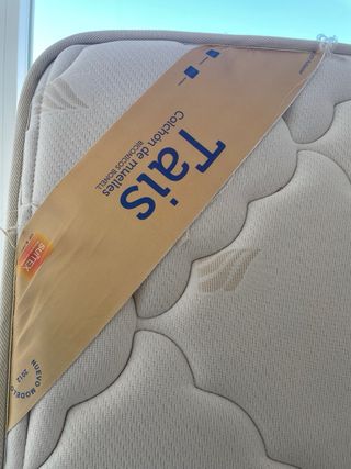 Cama matrimonio: Colchón y Base Tapizada