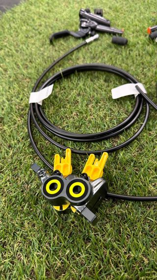 Kit Frenos Shigura Shimano XT + Pinzas Magura MT7