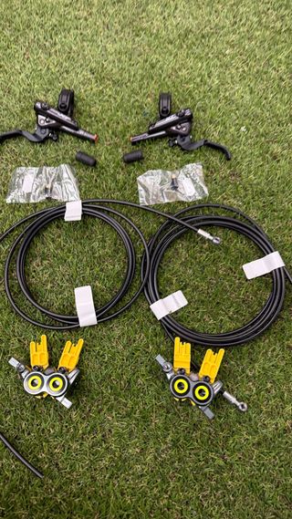 Kit Frenos Shigura Shimano XT + Pinzas Magura MT7