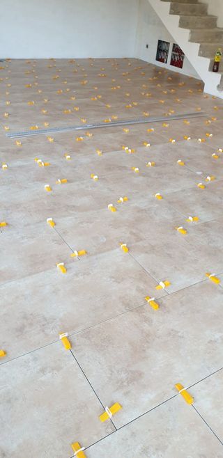 Servicio de Alicatados y solados profesionales