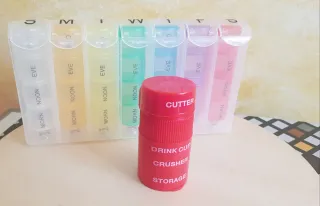 Organizador de Pastillas Semanal Triturador