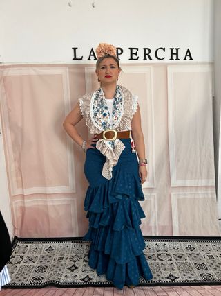 Falda flamenca azul con lunares