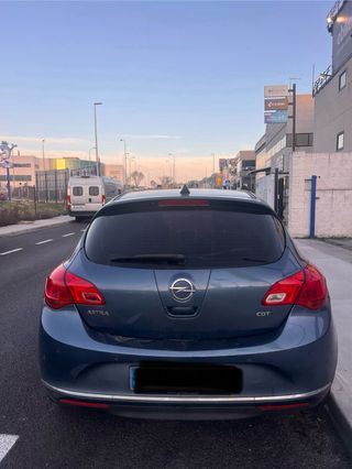 Opel Astra 2015