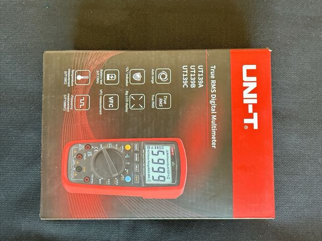 Multímetro UNI-T UT139C True RMS