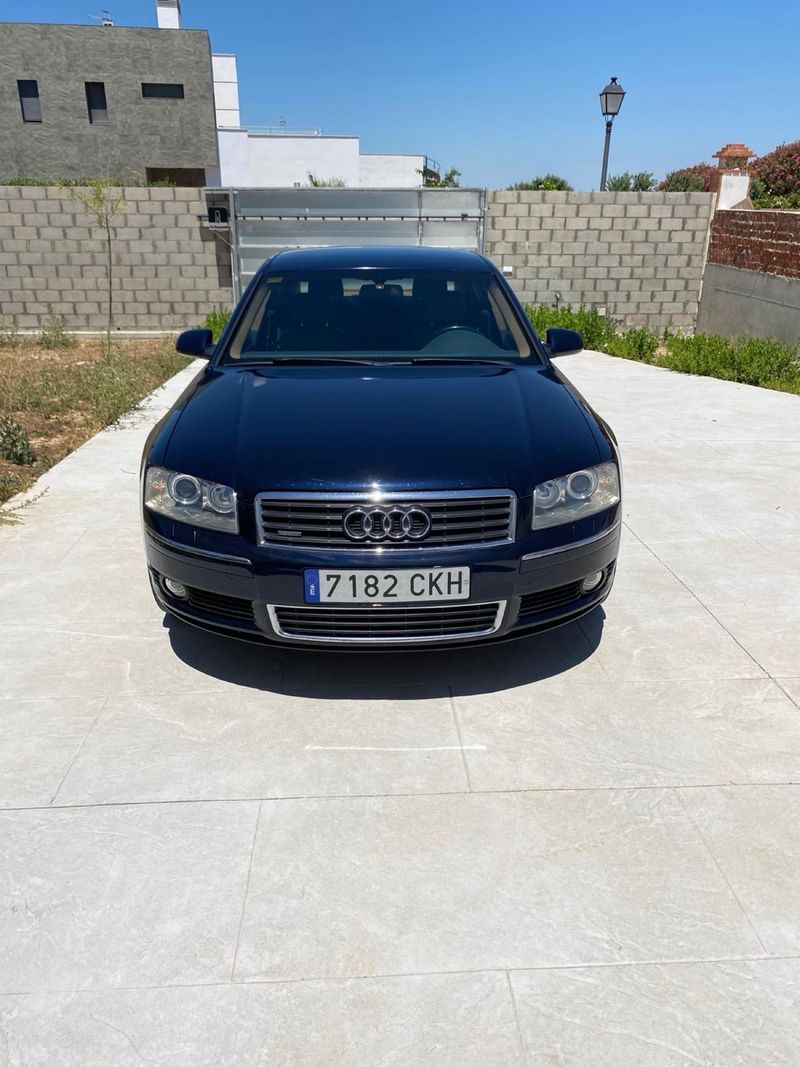 Audi A8 2003 - foto 1