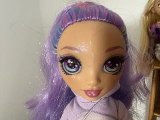 Muñeca Rainbow High Morada